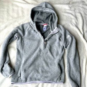 North Face Hoodie Sz Lg with zip pockets